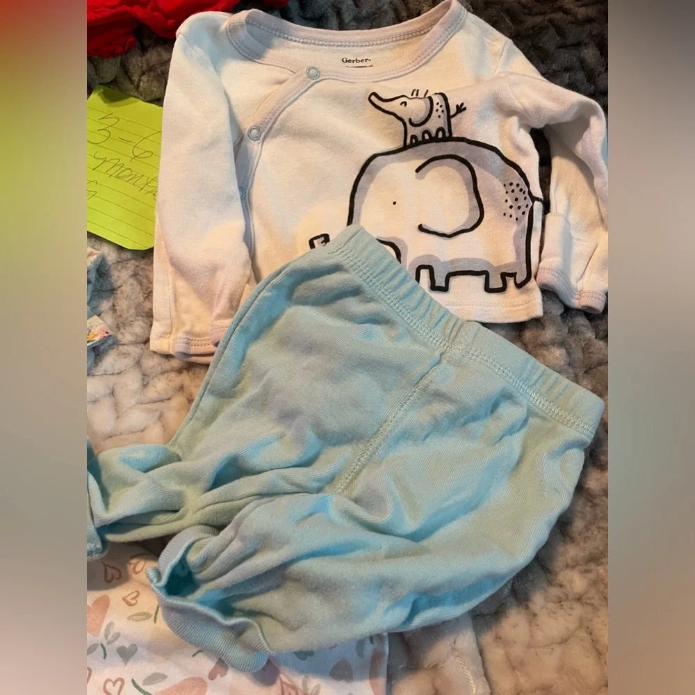 Baby Girls CUTIE PIE & MORE BRANDS 8 PCS 3-6 months 4 full Outfits for her EUC